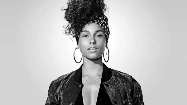 Alicia Keys Shows Off Her Fela Anikulapo Kuti Music Collection & Its Dope